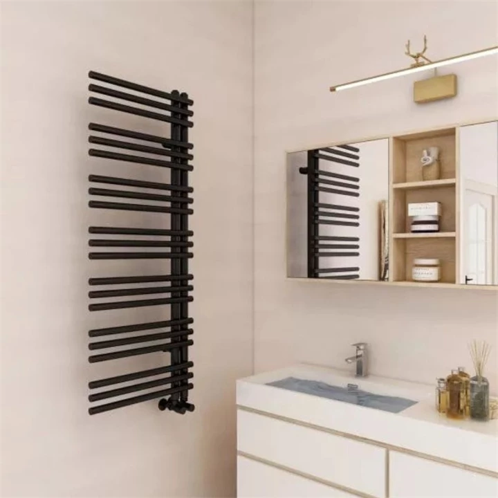 Arezzo design linear black 1200x500 törölközőszárító radiátor LR12050B Arezzo design linear black 1200x500 törölközőszárító radiátor LR12050B