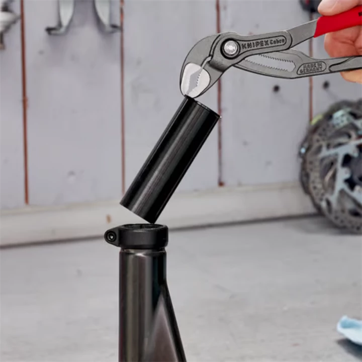 Knipex Cobra vízpumpa fogó 250mm 87 01 250 Knipex Cobra vízpumpa fogó 250mm 87 01 250