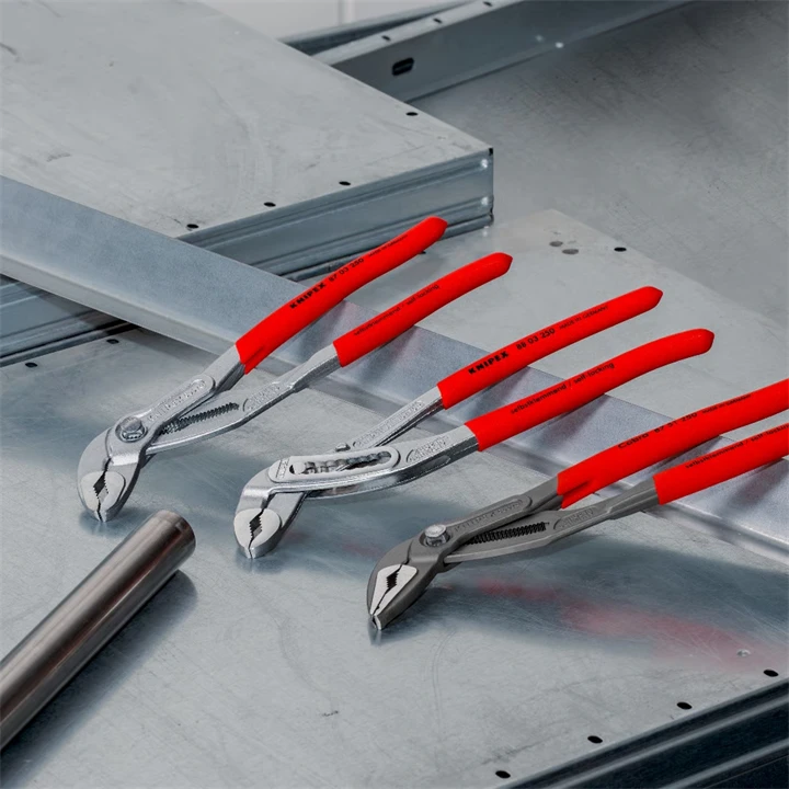 Knipex KNIPEX Cobra® ESVízpumpa-fogó, különösen keskeny, 250 mm 87 51 250