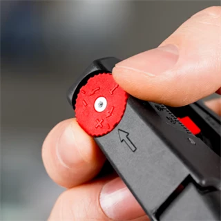 Knipex EvoStrip önbeállító huzalcsupaszító fogó 12 40 200 Knipex EvoStrip önbeállító huzalcsupaszító fogó 12 40 200