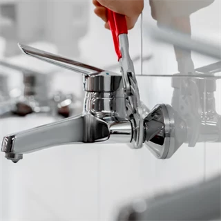 Knipex Fogókulcs fogó és csavarkulcs egyetlen szerszámban 86 03 250