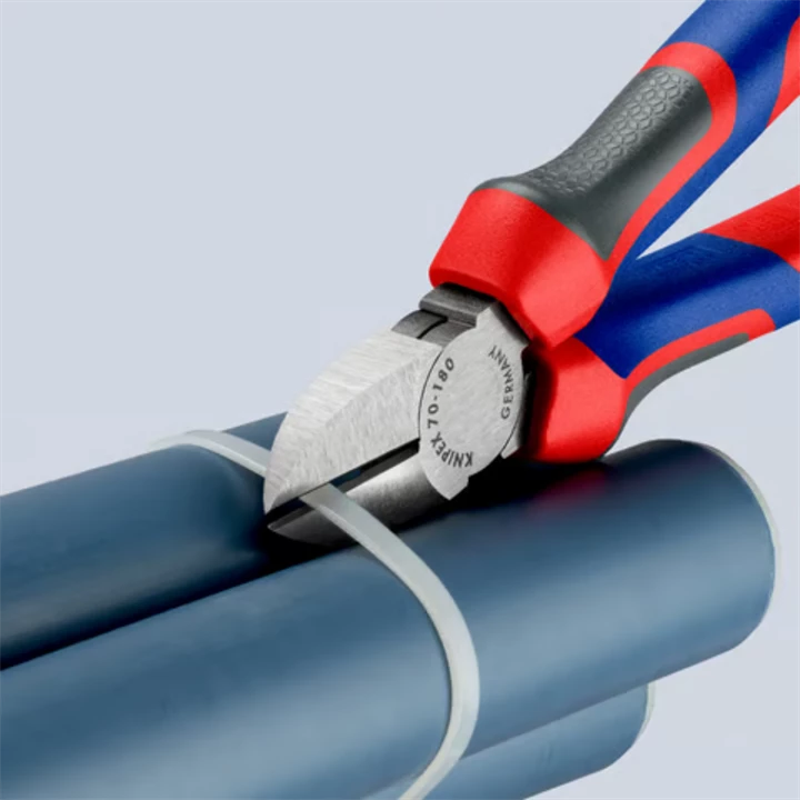 Knipex Oldalcsípőfogó 70 02 180