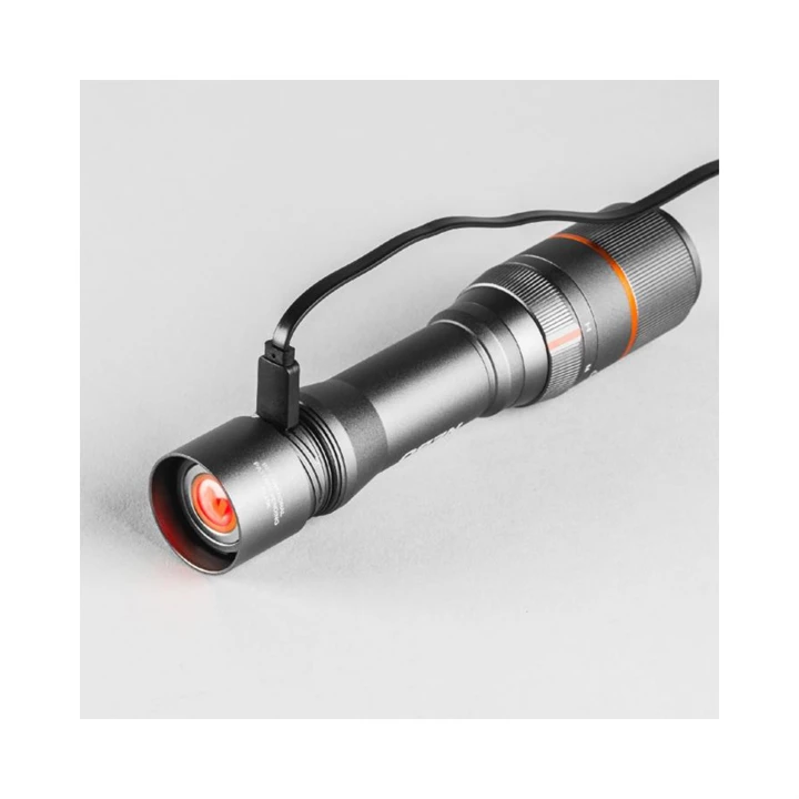Nebo Davinci 1000 zseblámpa, 1000 lm - 100 lm, 4 funkció, IP67, 6x zoom, PowerBank funkció NEB-FLT-0018-G