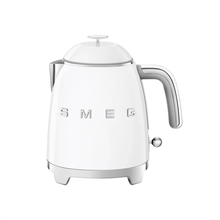 Smeg retro mini vízforraló, 0,8 liter, 1400W -  fehér KLF05WHEU