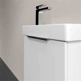 Villeroy and Boch Architectura alsószekrény 1x ajtó, 1x nyitott,  zsanér jobb o., falra szer., 430x520x255 mm, fehér B88
