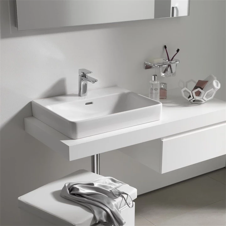 Laufen Pro S mosdó csiszolt alsó felülettel 55x46.5 cm, csaplyuk nélkül H8169620001091 Laufen Pro S mosdó csiszolt alsó felülettel 55x46.5 cm, csaplyuk nélkül H8169620001091